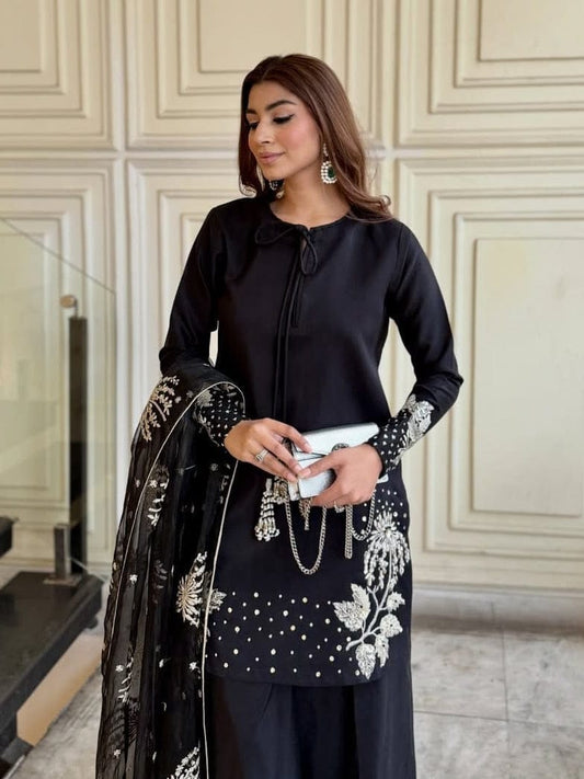 Black Leaf (Embroidery 3.Pcs)