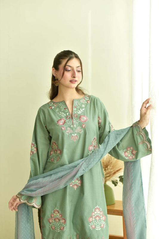 Naina (Embroidery 3.PCs)