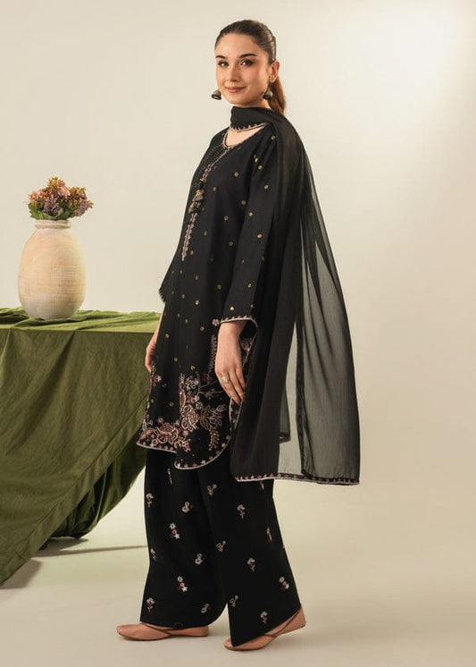 Wania (Embroidery 3.Pcs with Farshee Shalwar)