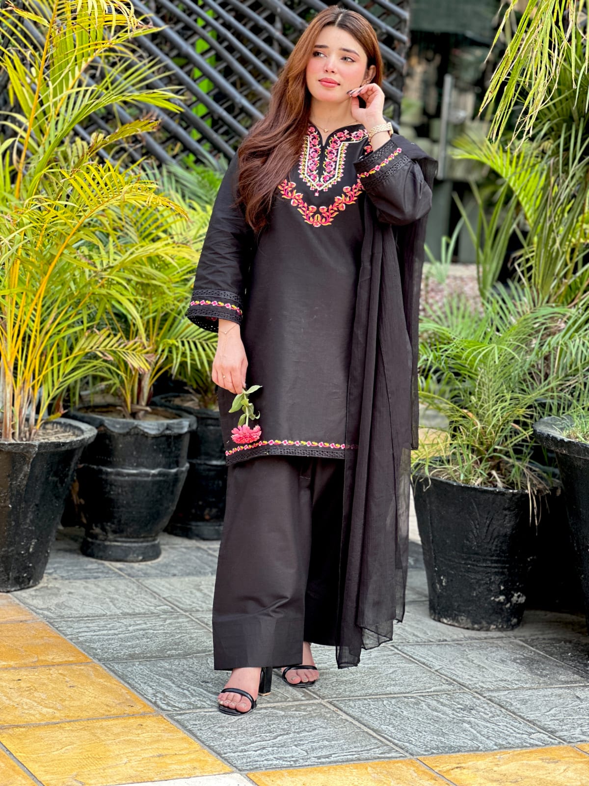 Black Blosam (Embroidery 3.PCs)