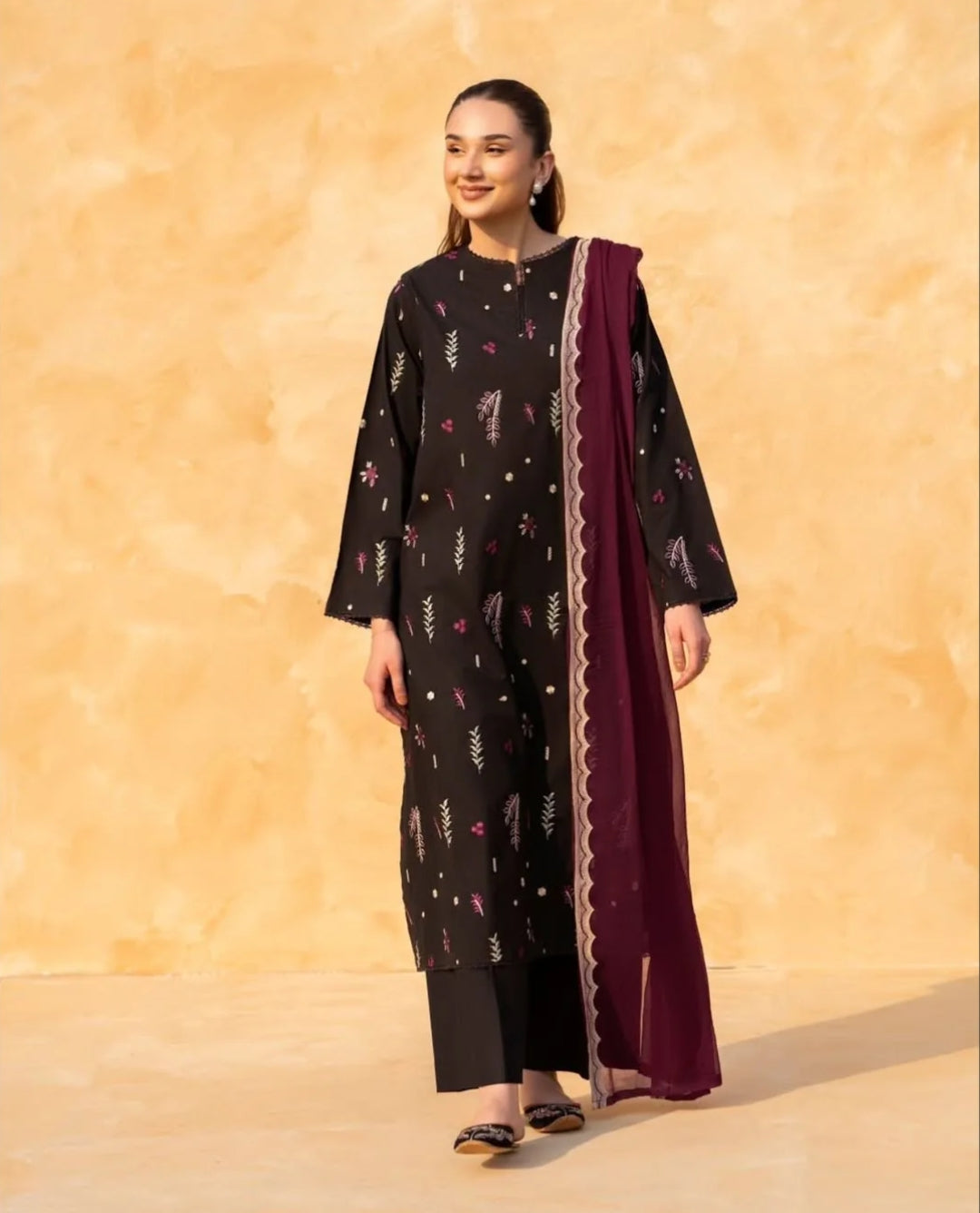 Daina (Embroidery 3.Pcs)