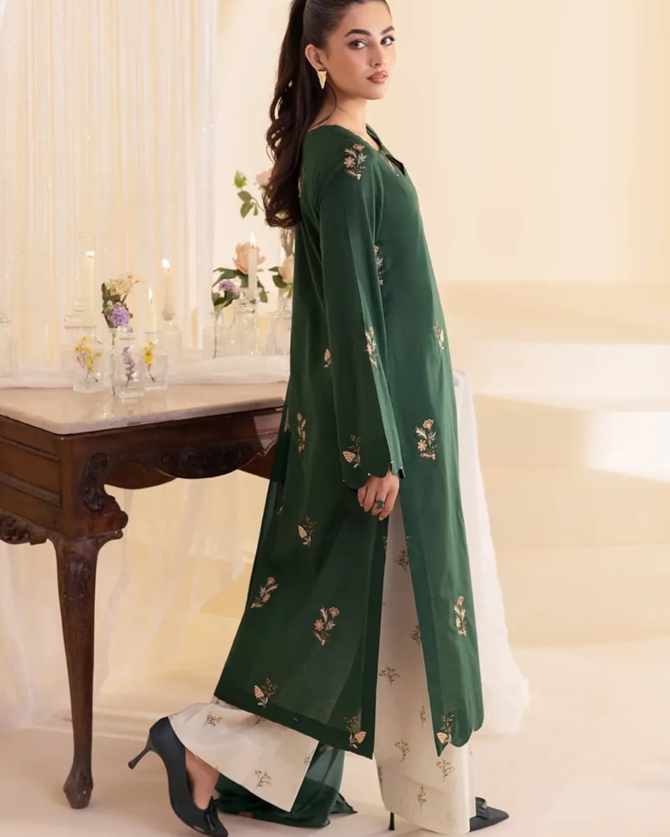 Green Villas Embroidery (3.Pcs)