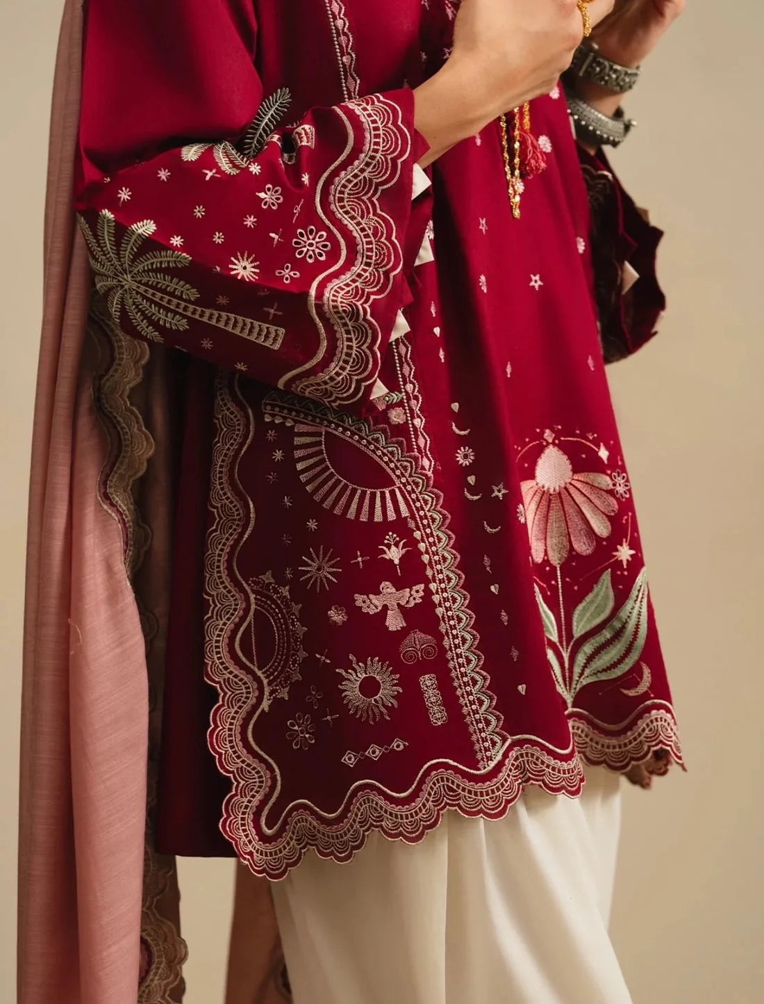 Gulali (Embroidery 3.PCs with Farshee Shalwar)