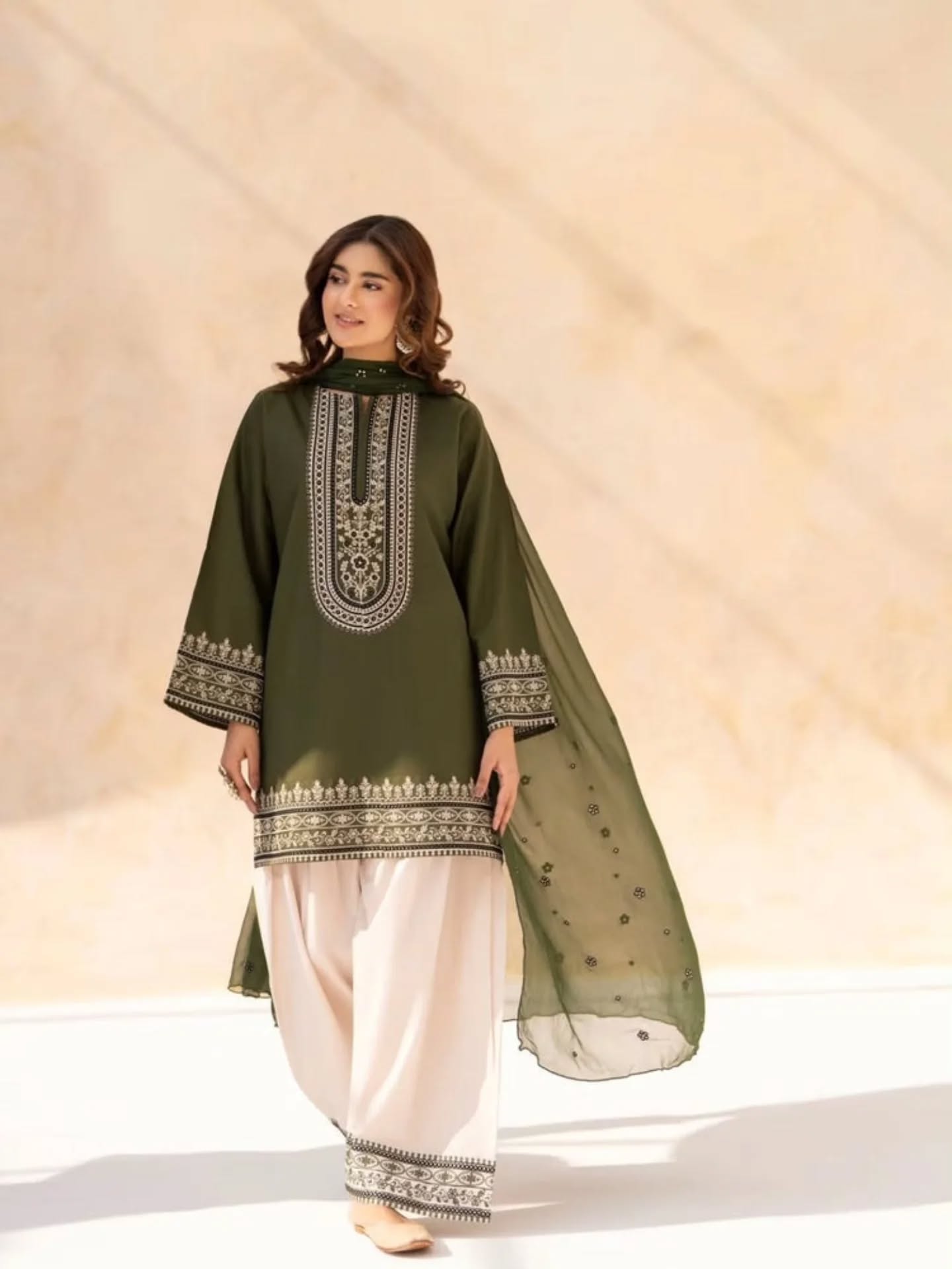 Gulnaar (Embroidery 3.PCs)