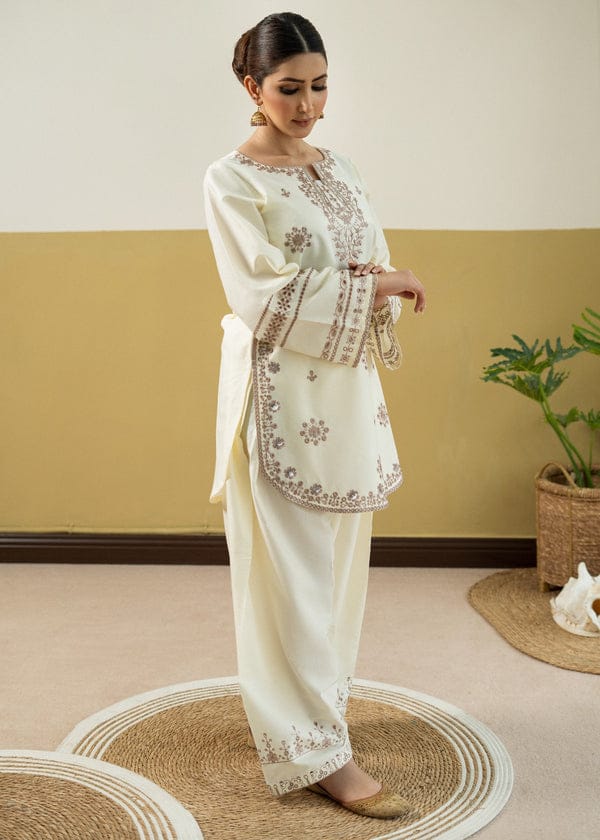 Ivory Charm (Embroidery 2.PCs)