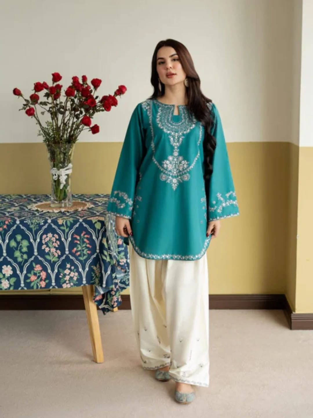 Jasmin (Embroidery 2.PCs)