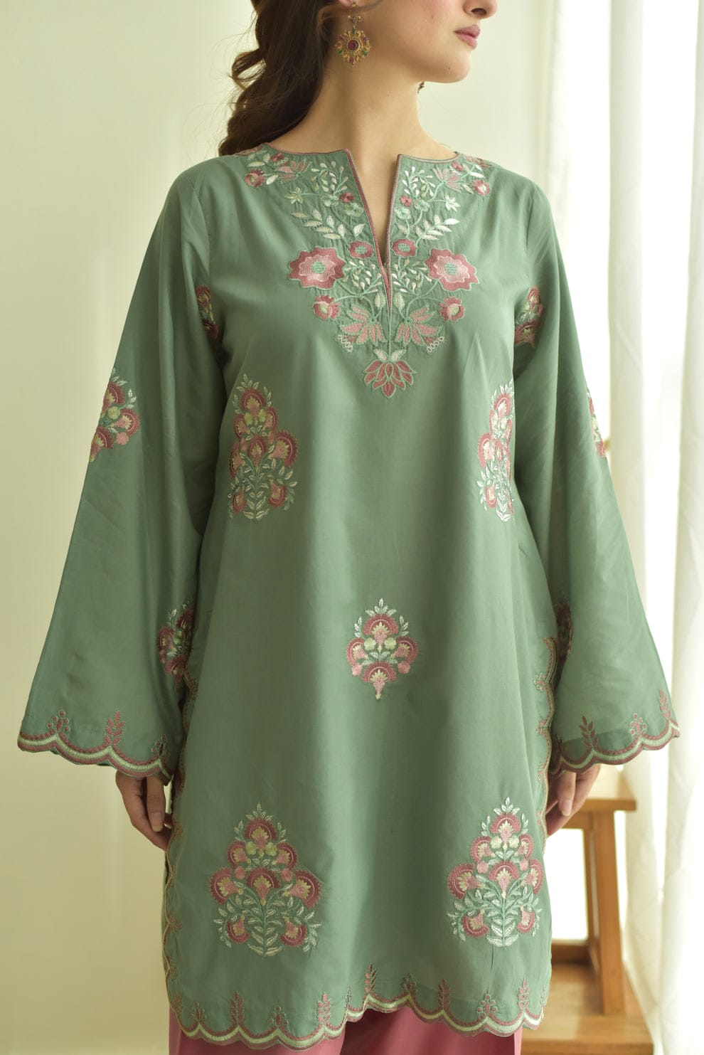 Naina (Embroidery 3.PCs)