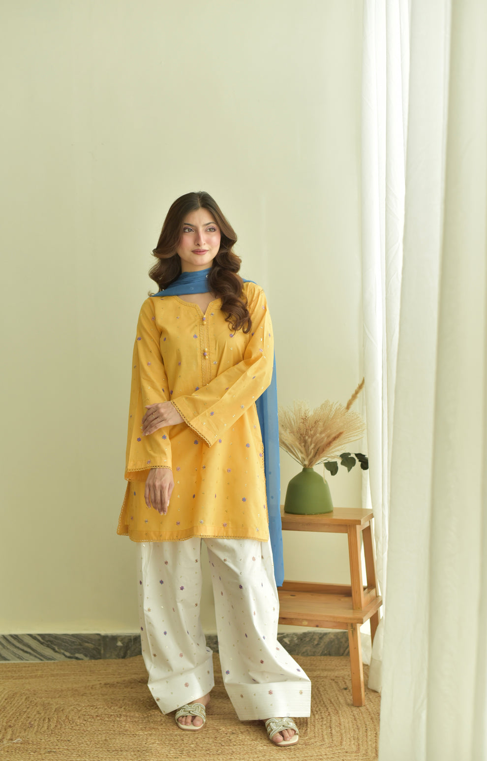Nisha (Embroidery 3.PCs with farshee Shalwar)