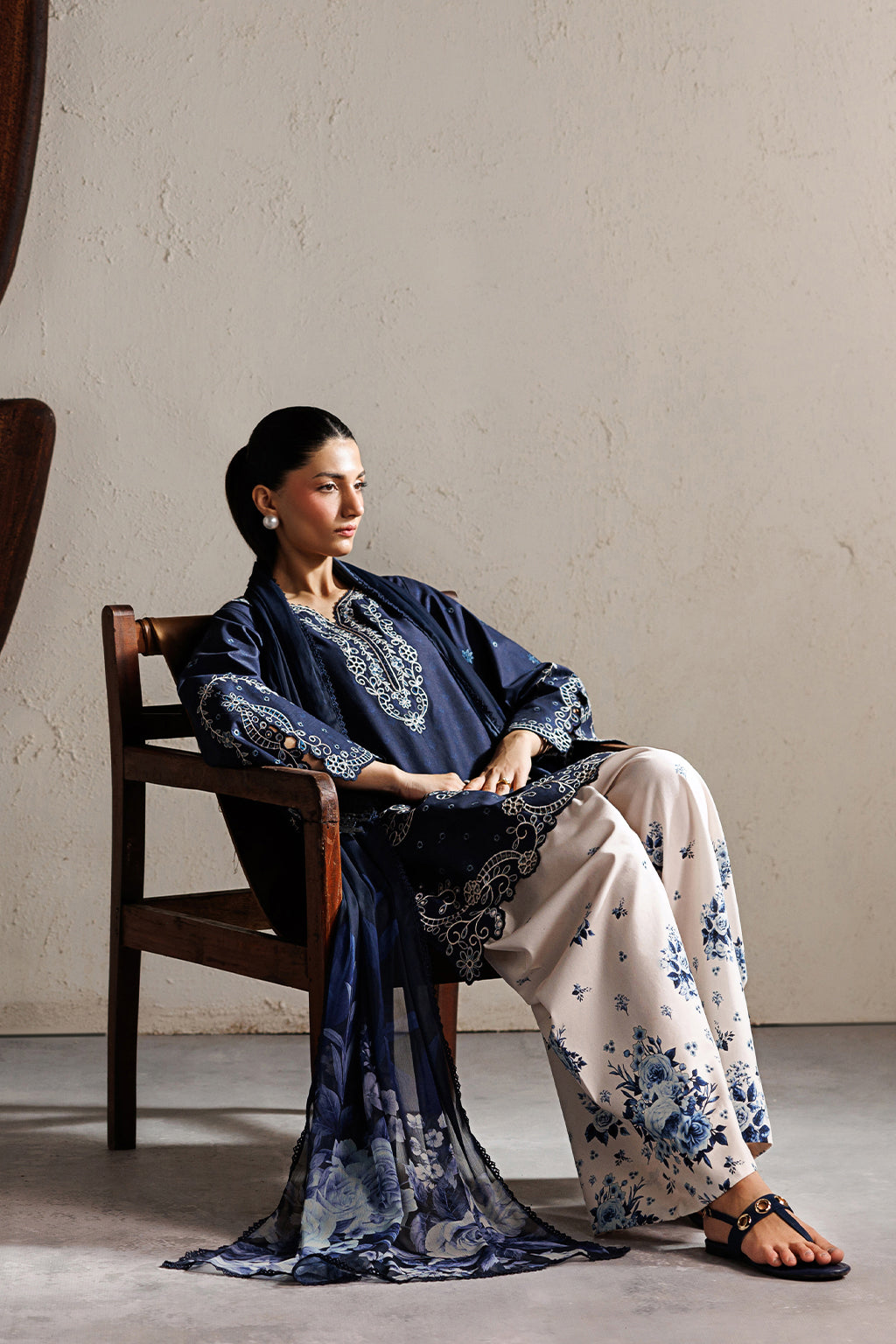 Blue Ocean (Embroidery 3.PCs with Farshee Shalwar)