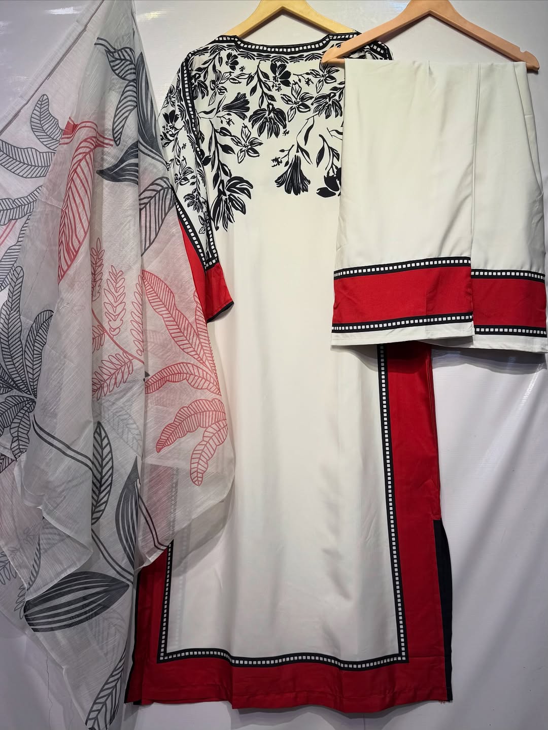Rose Kaftan (3.Pcs)