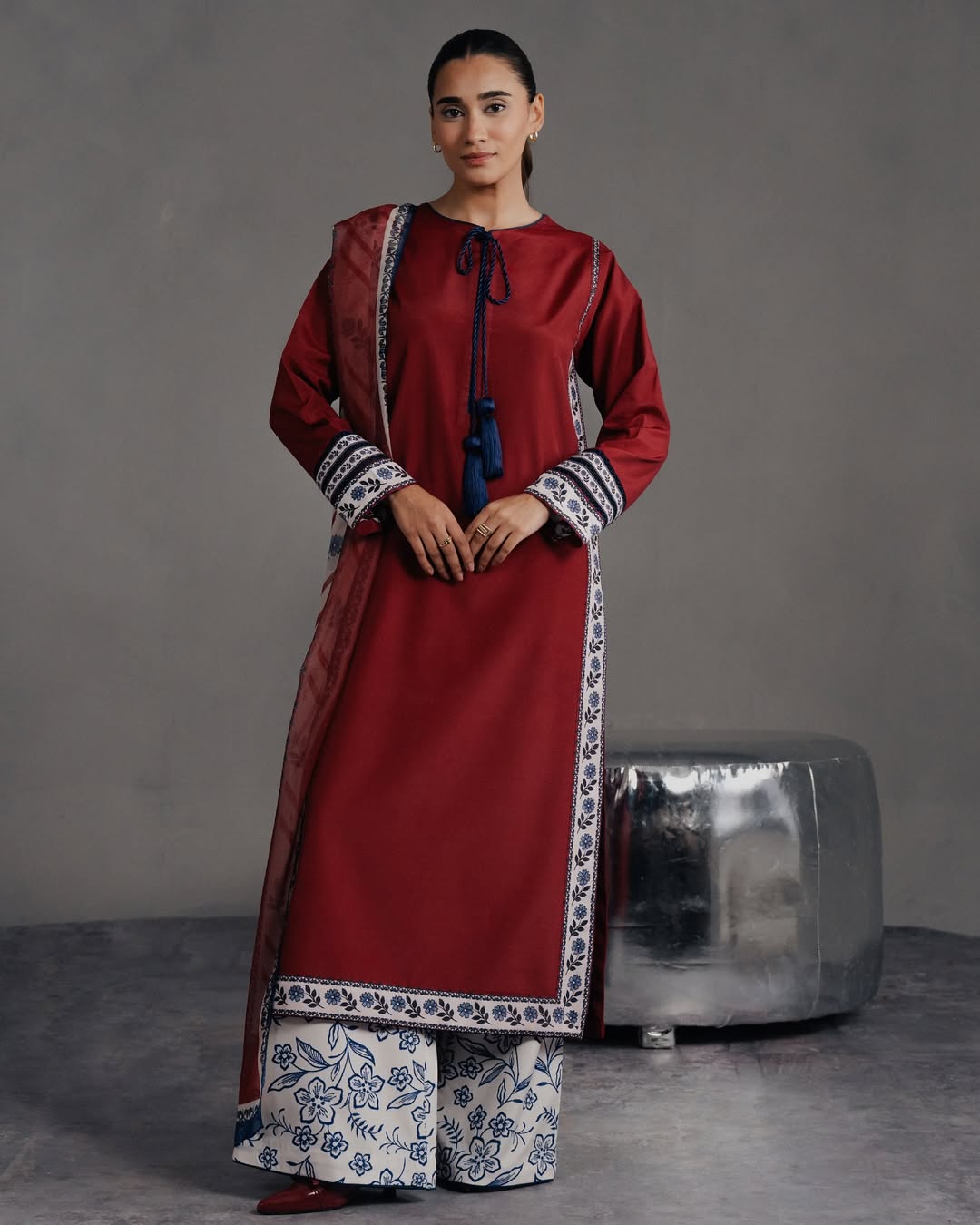 Red Stone (Long Length 3.Pcs)