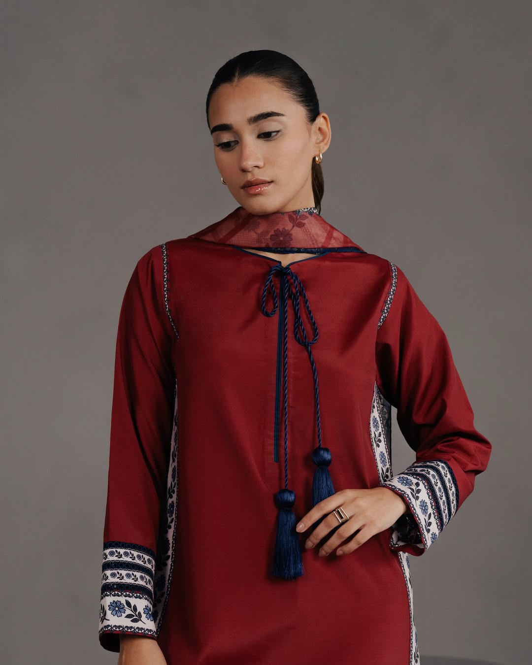 Red Stone (Long Length 3.Pcs)