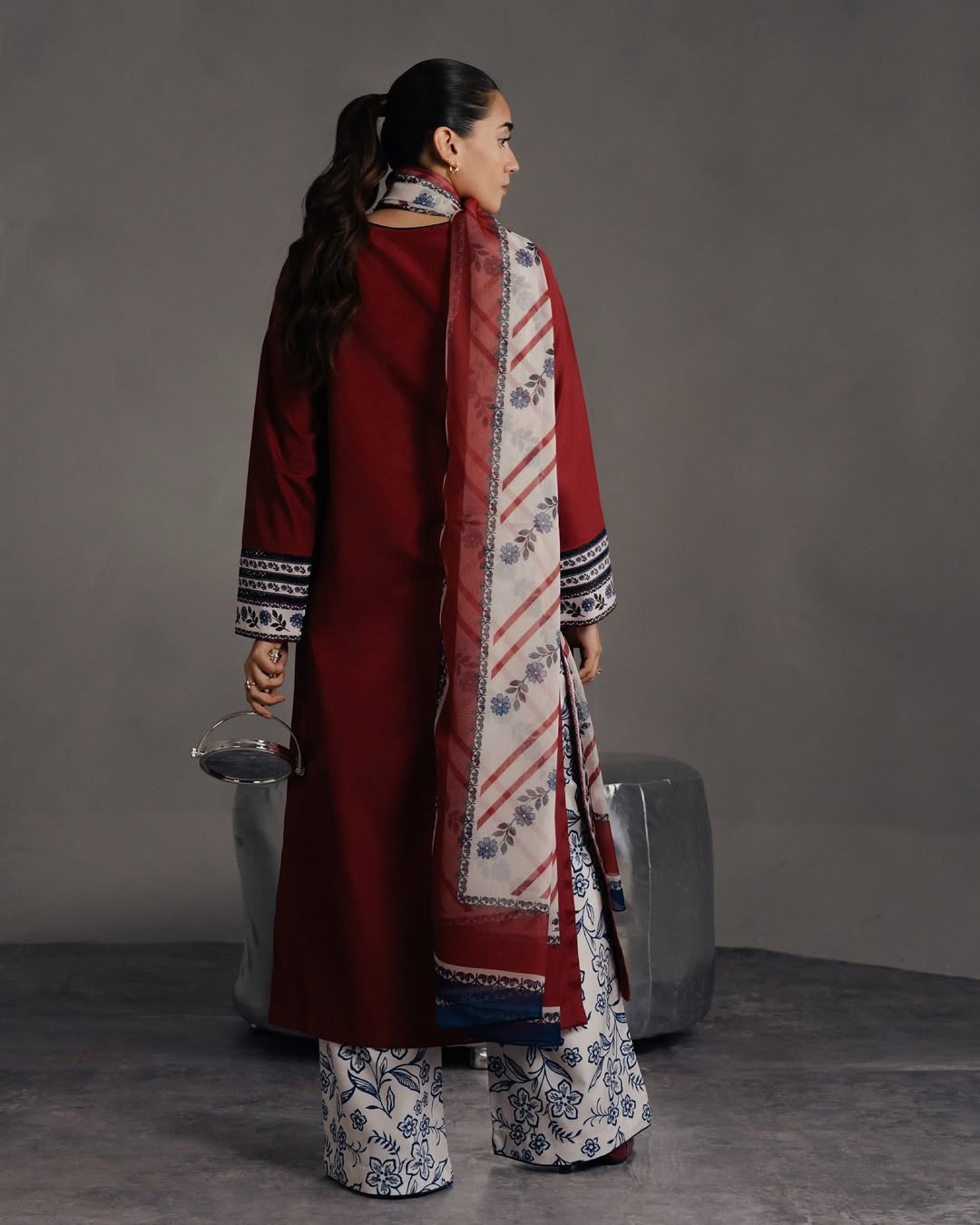 Red Stone (Long Length 3.Pcs)