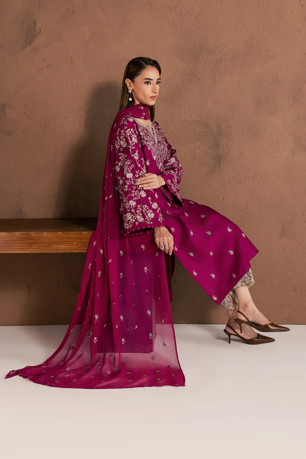 Rangoon (Embroidery 3.PCs in Long Length)