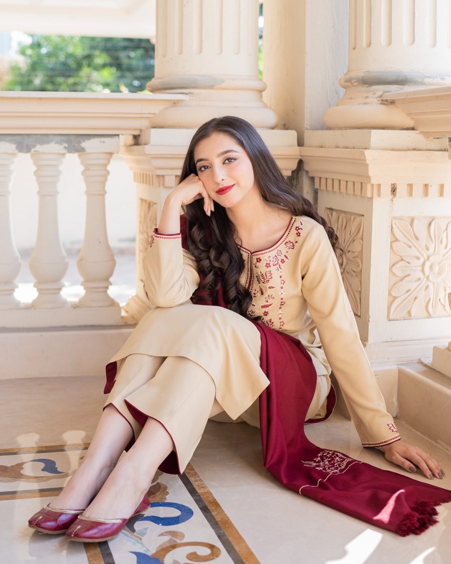 Sun-Shine Embroidery (3.Pcs With Shawl)