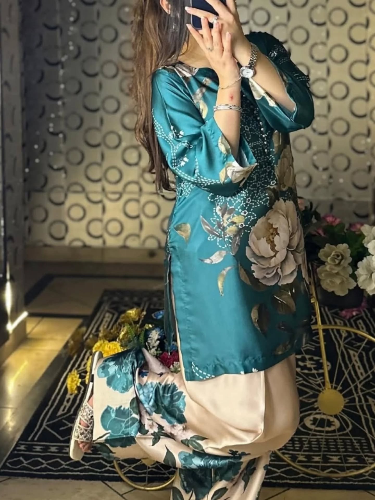 Teal Blossom (2.PCs)