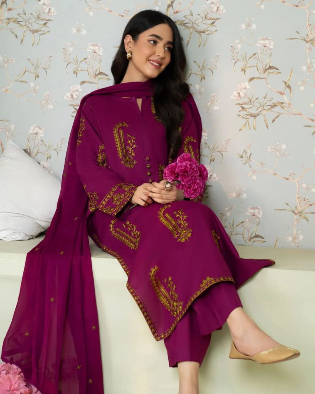 Amber (Embroidery 3.Pcs)