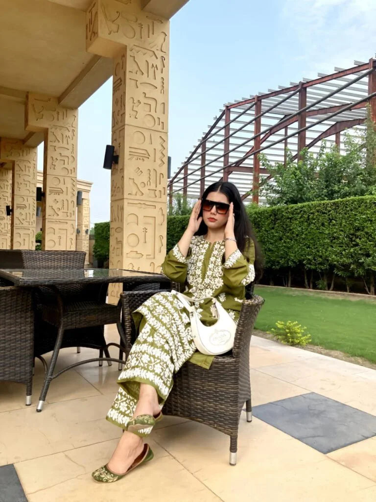 Chicken Kaari Design (embossed)(2.Pcs)