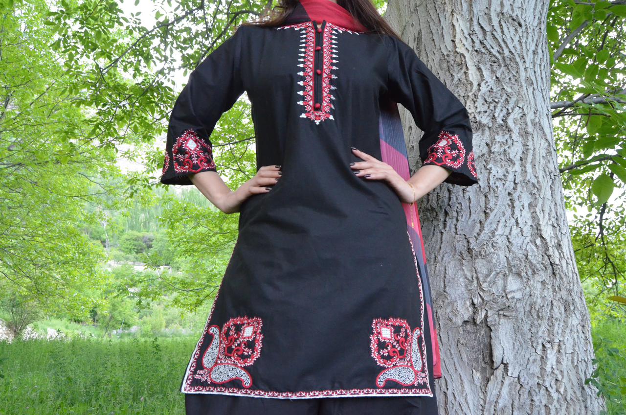 Black Charm (Embroidery 3.Pcs with Farshee Shalwar)